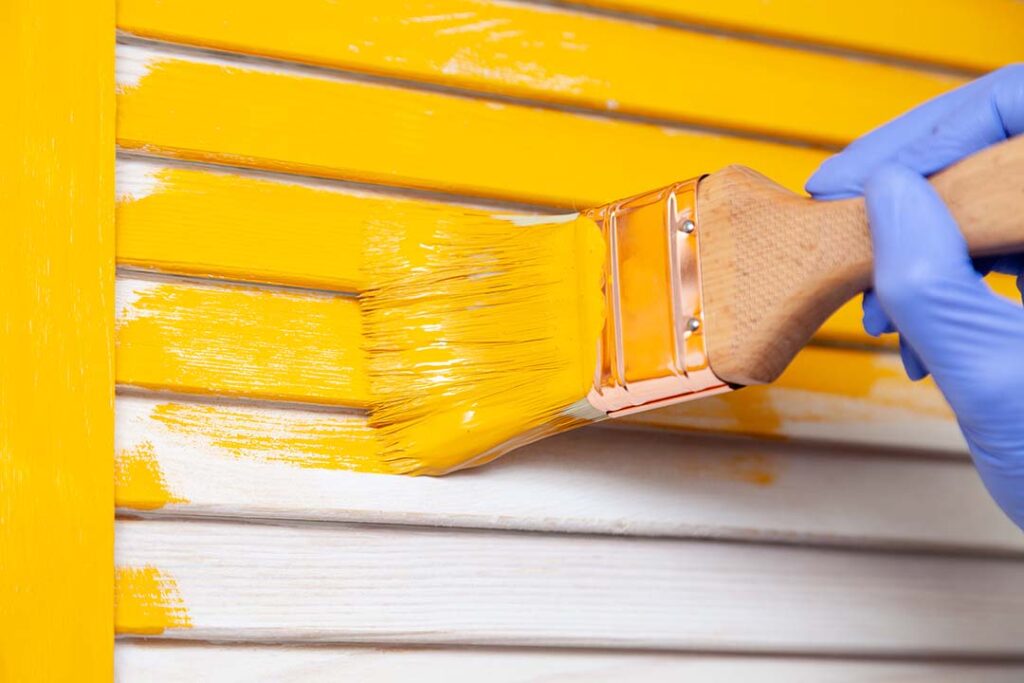 painting the garage door